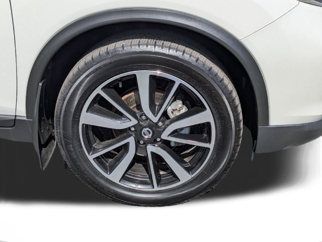 Used 2019 Nissan Rogue SL AWD/4WD image 10
