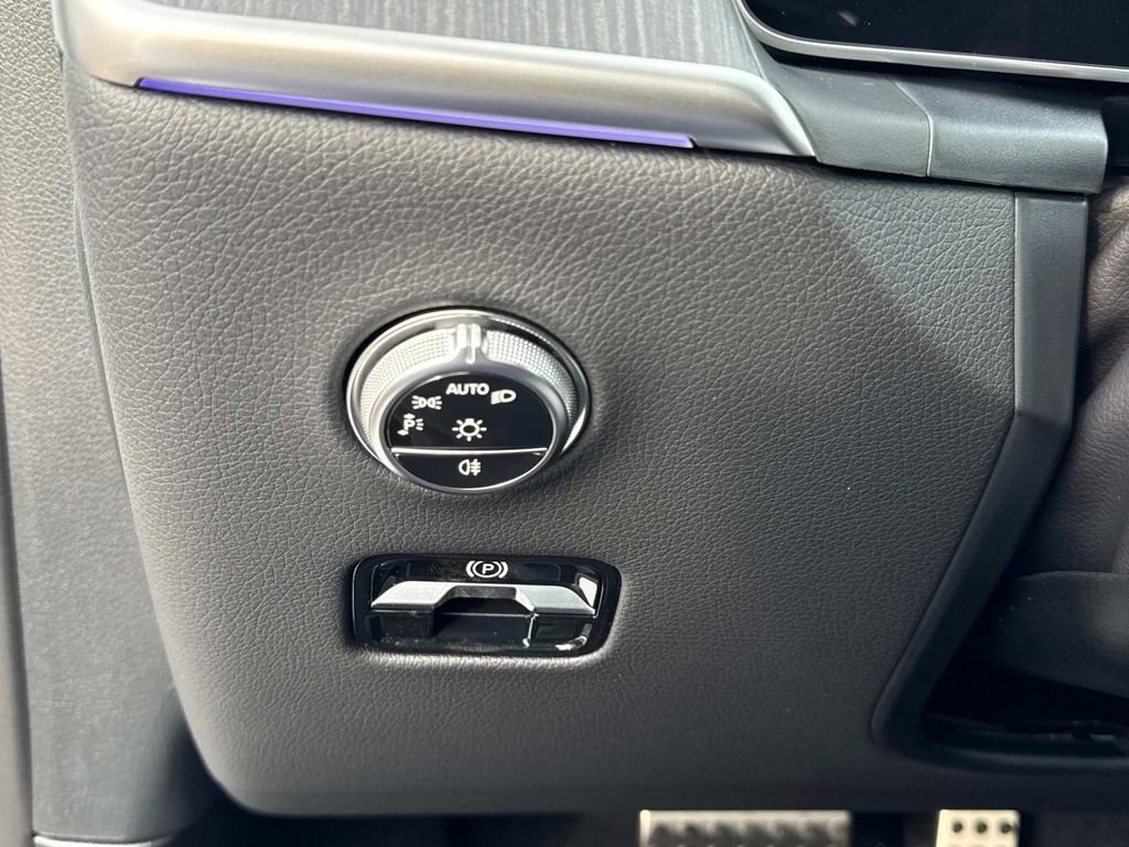 New 2026 Mercedes-Benz GLC 300 4MATIC image 28