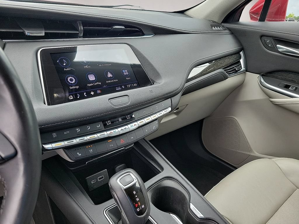 Used 2019 Cadillac XT4 Premium Luxury FWD image 20