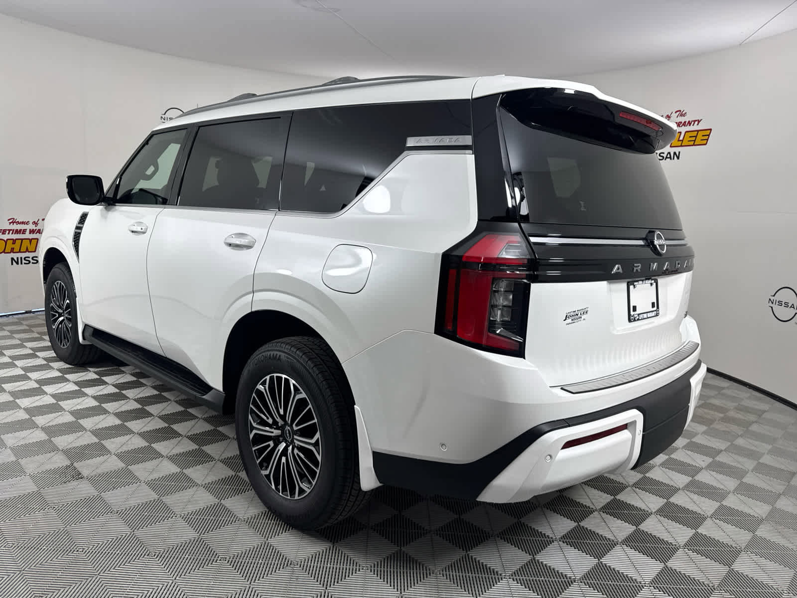 New 2026 Nissan Armada SL image 3