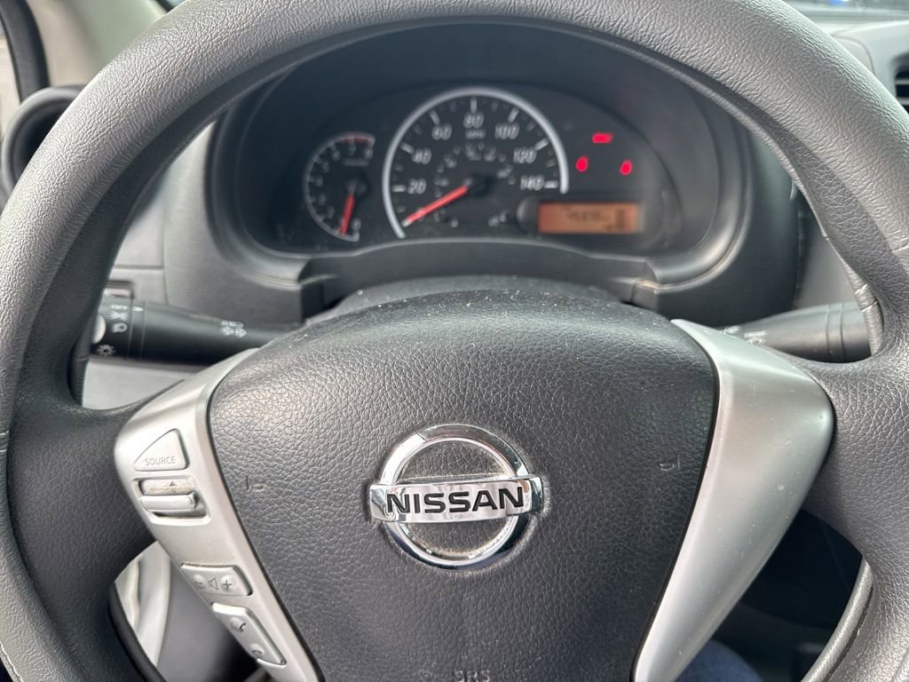 Used 2017 Nissan Versa S FWD image 2