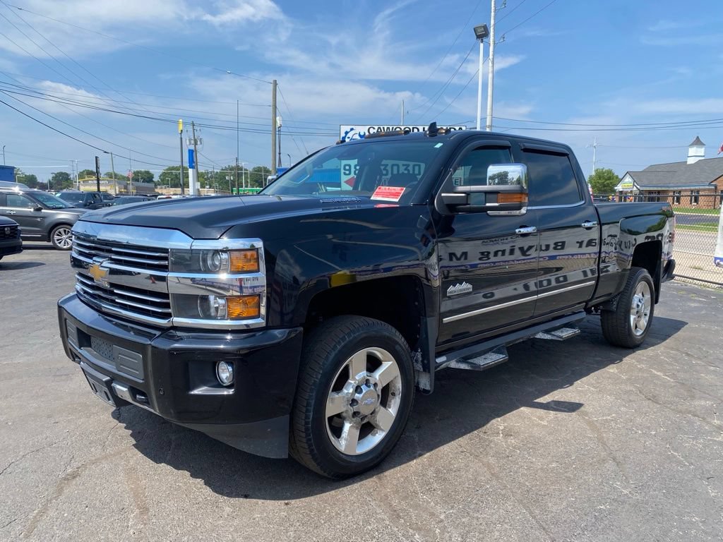 Used 2016 Chevrolet Silverado 2500 High Country w/ High Country Premium Package AWD/4WD image 6