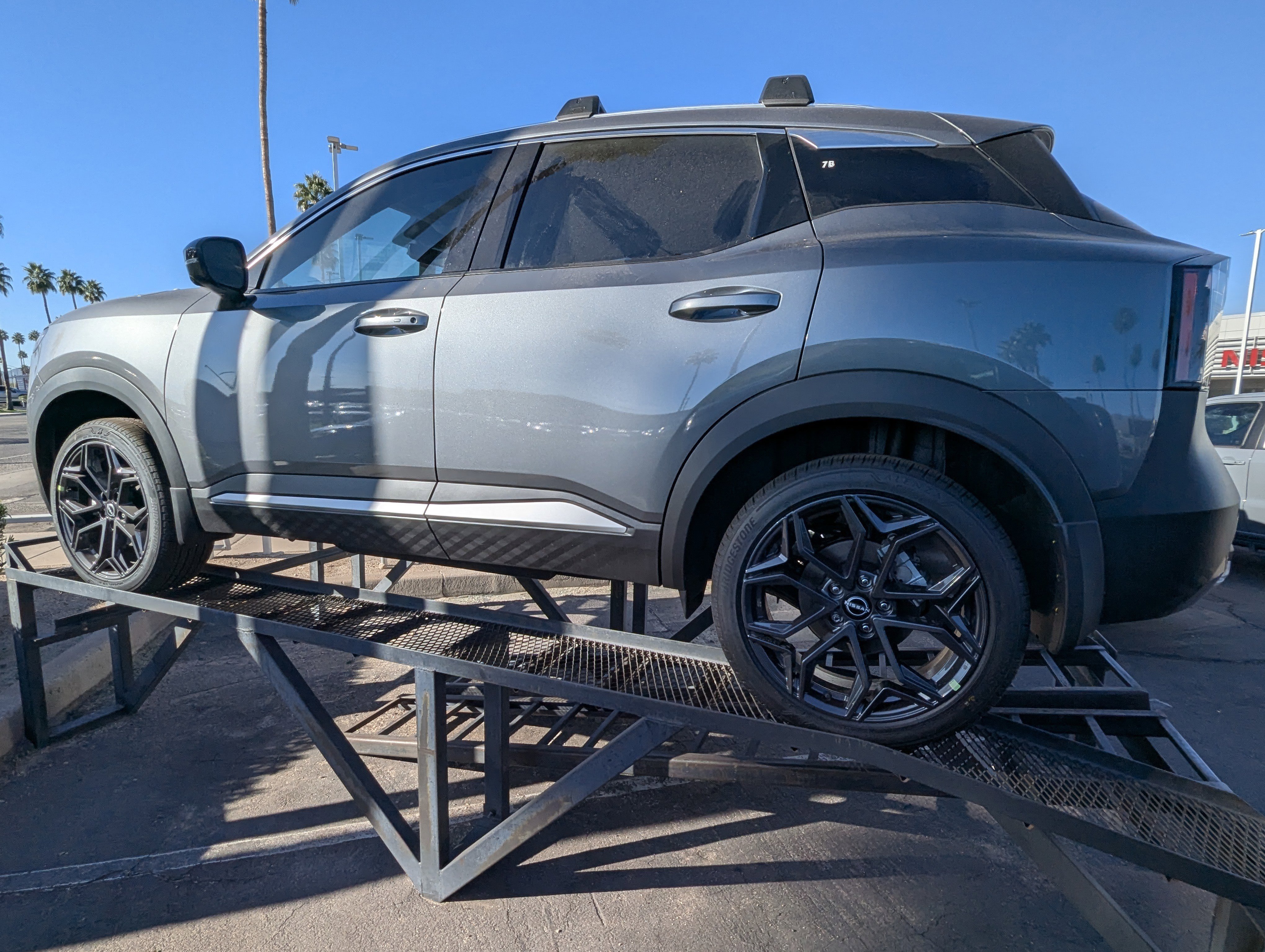 New 2026 Nissan Kicks SR w/ Illumination Package image 4