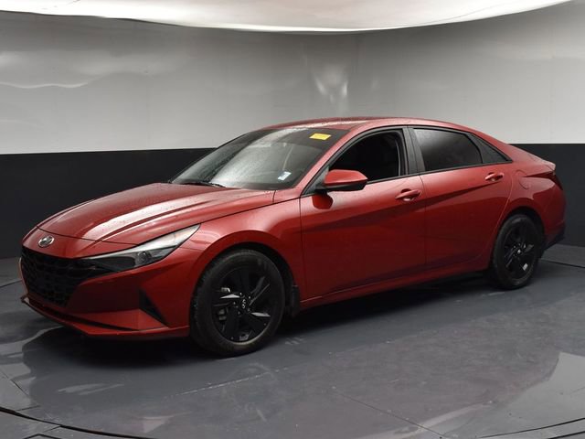 Used 2023 Hyundai Elantra SEL image 4