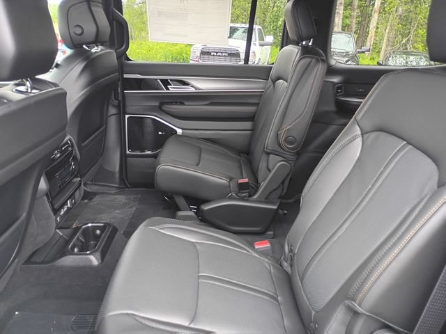 New 2026 Jeep Grand Wagoneer 4WD image 20
