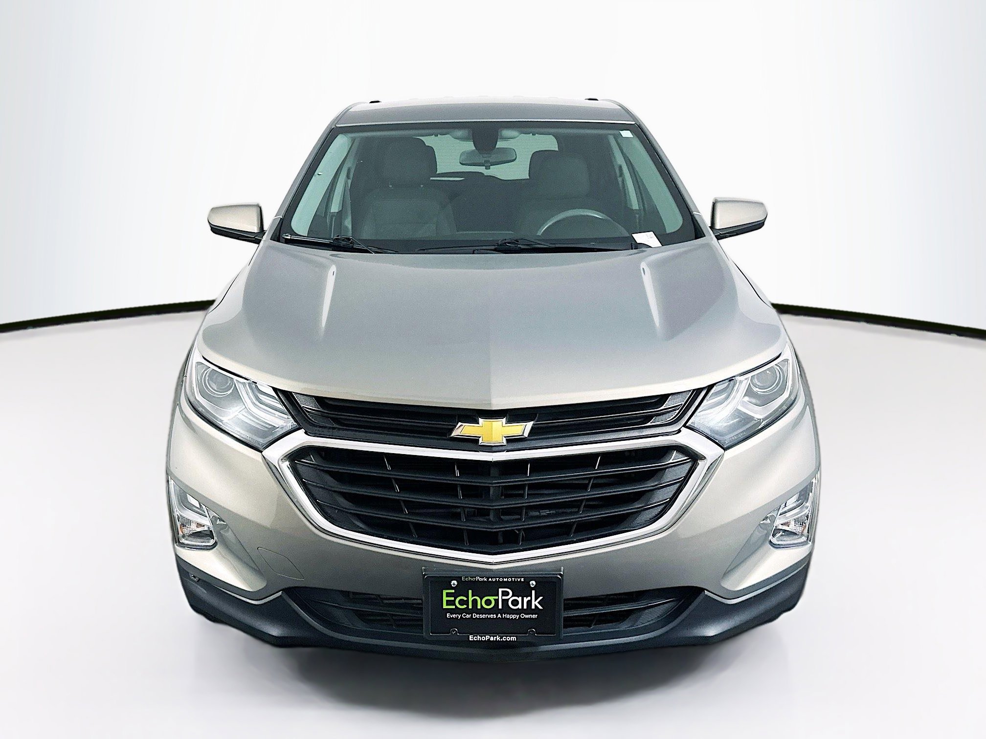 Used 2018 Chevrolet Equinox LT FWD image 2