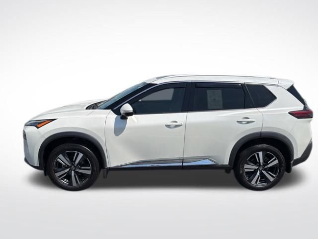 Used 2021 Nissan Rogue SL w/ Premium Package image 3