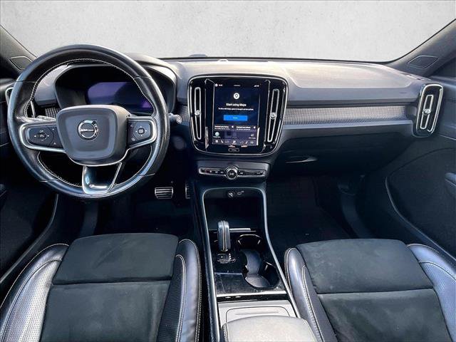 Used 2021 Volvo XC40 P8 Recharge w/ Protection Package Premier AWD/4WD image 15
