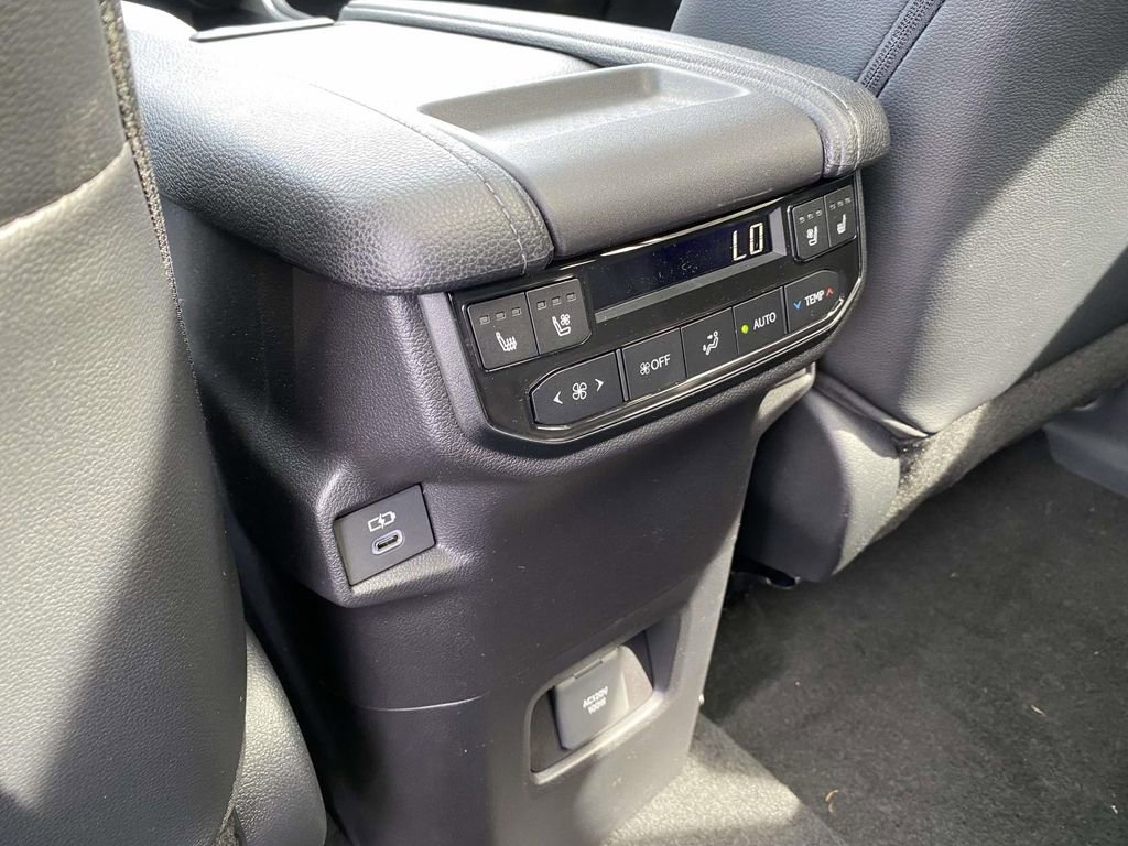 New 2026 Toyota Grand Highlander AWD image 5