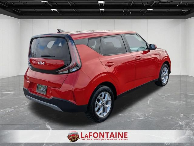 Used 2024 Kia Soul LX w/ Option Group 015 image 5