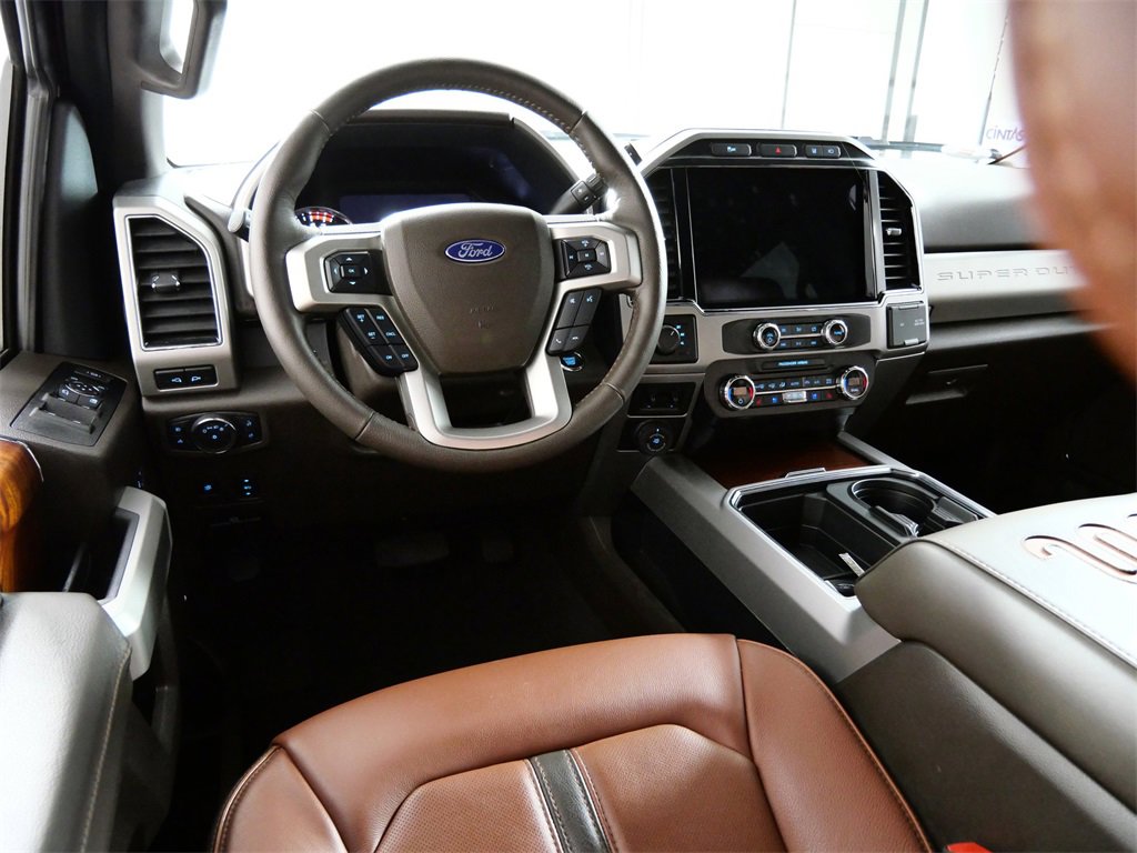 Used 2022 Ford F250 King Ranch w/ Chrome Package image 4