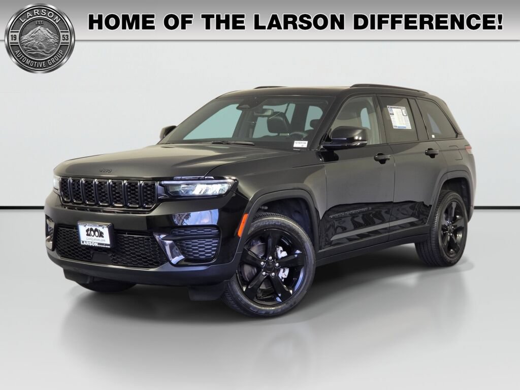 Used 2024 Jeep Grand Cherokee Altitude