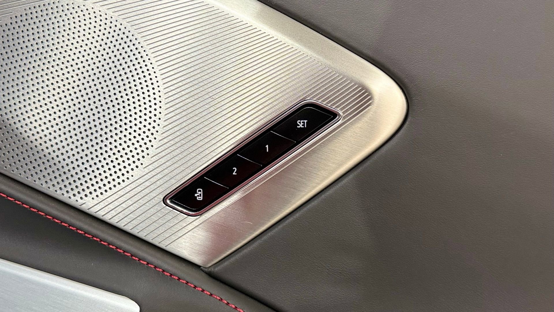 Used 2020 Chevrolet Corvette Stingray Premium Cpe w/ 3LT Preferred Equipment Group image 42