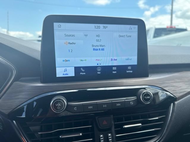 Used 2020 Ford Escape Titanium w/ Titanium Premium Package 2.0 AWD/4WD image 26