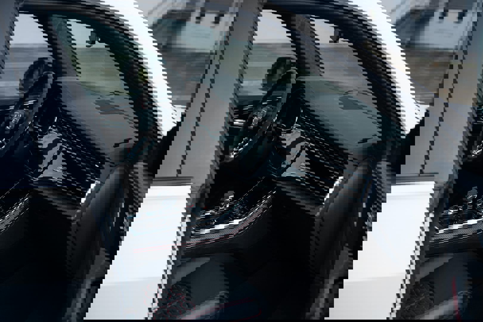 Used 2022 Audi RS Q8 image 38