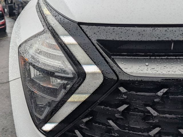 Used 2023 Kia Sportage X-Pro AWD/4WD image 10