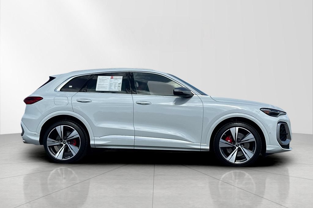Used 2025 Audi SQ5 Premium Plus AWD/4WD image 7