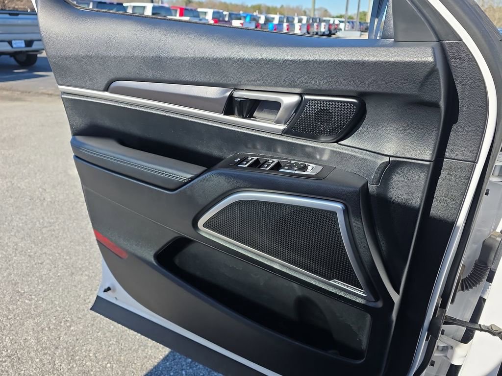Used 2024 Kia Telluride S w/ S Sunroof Package image 23