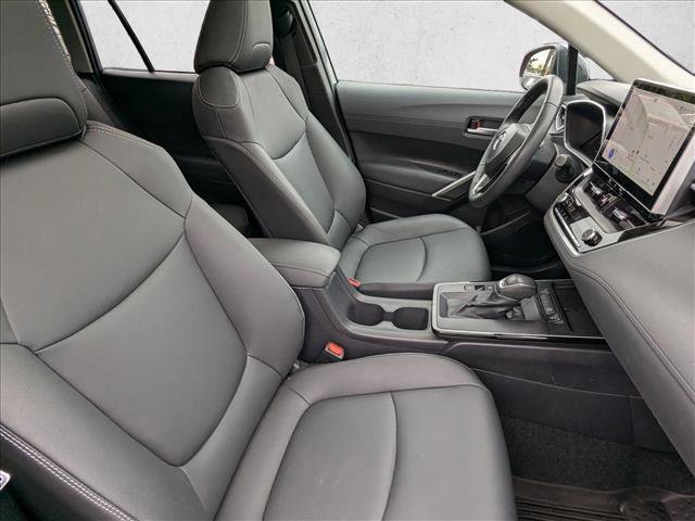 Used 2026 Toyota Corolla Cross XLE w/ Convenience Package image 21