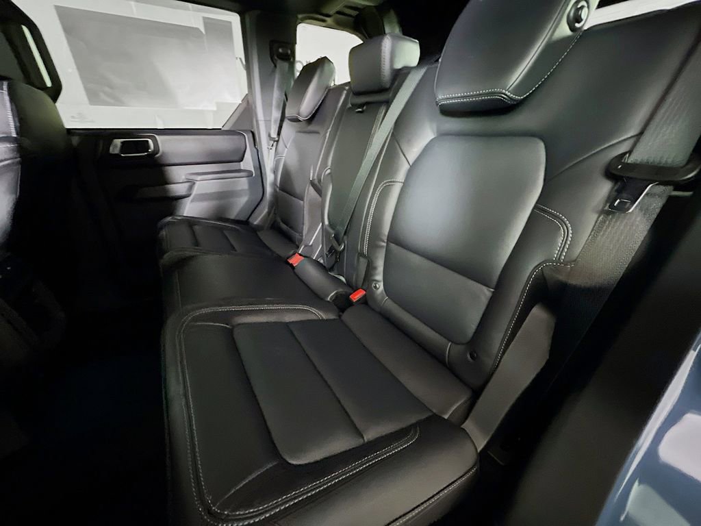 New 2025 Ford Bronco Outer Banks image 28