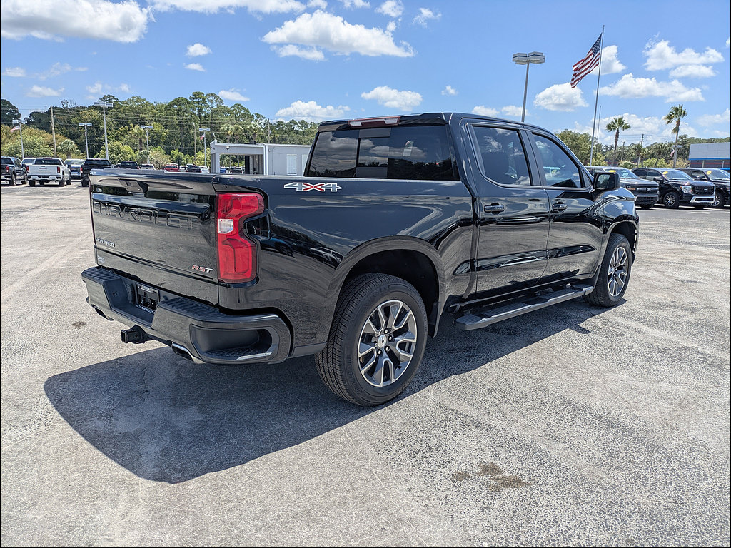 Certified 2021 Chevrolet Silverado 1500 RST w/ Convenience Package II AWD/4WD image 6