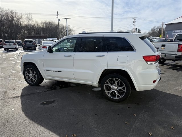 Used 2020 Jeep Grand Cherokee Overland image 12