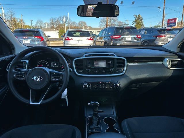 Used 2017 Kia Sorento LX image 20