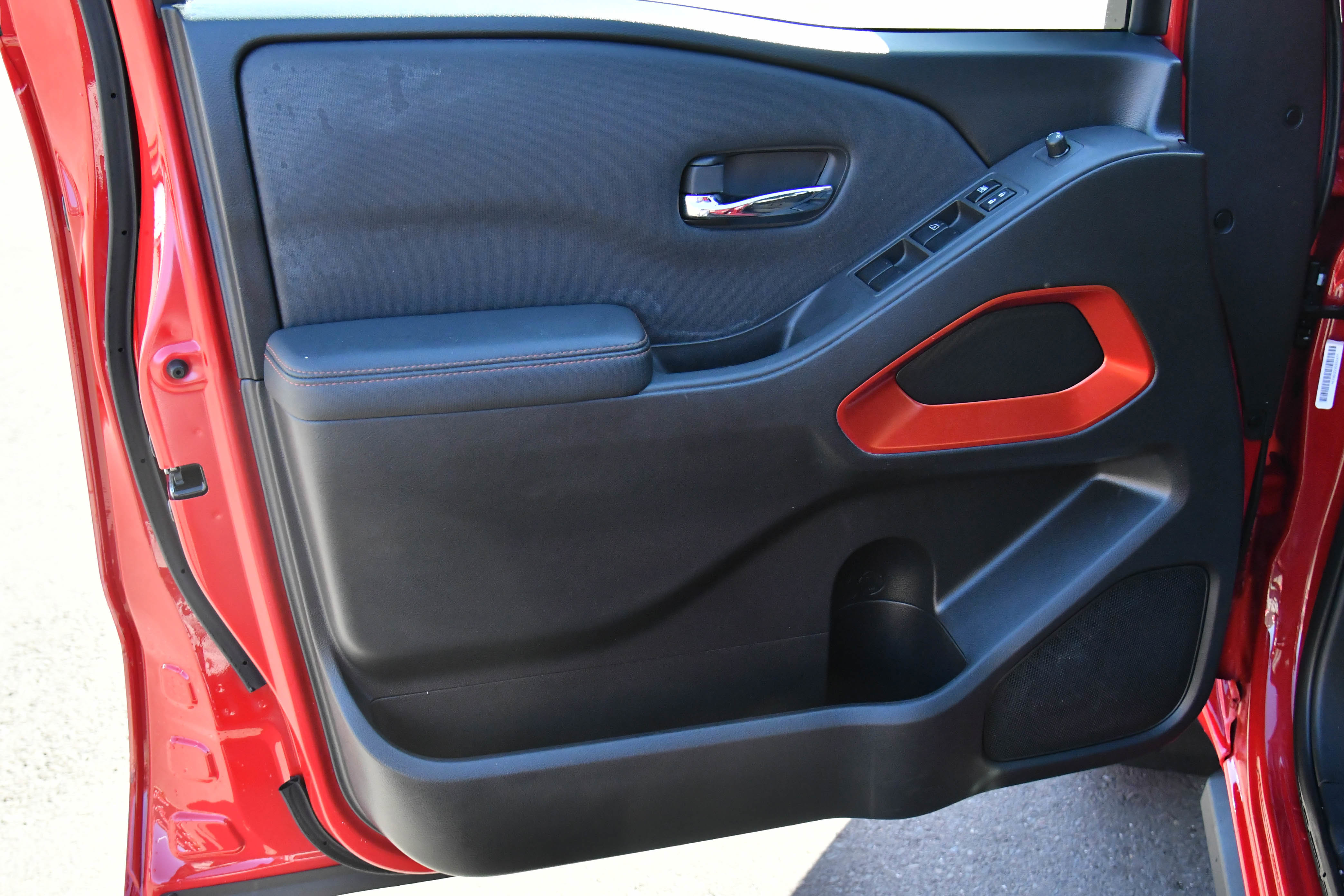 Used 2023 Nissan Frontier Pro-X w/ Technology Package image 13