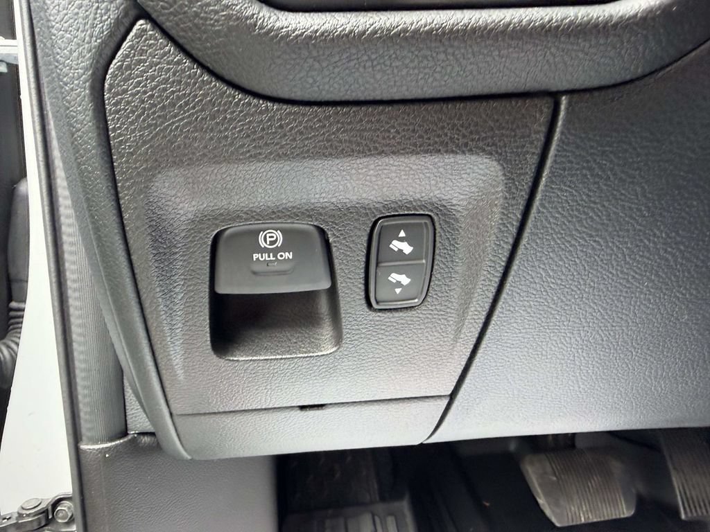 Used 2025 RAM 1500 Big Horn AWD/4WD image 26