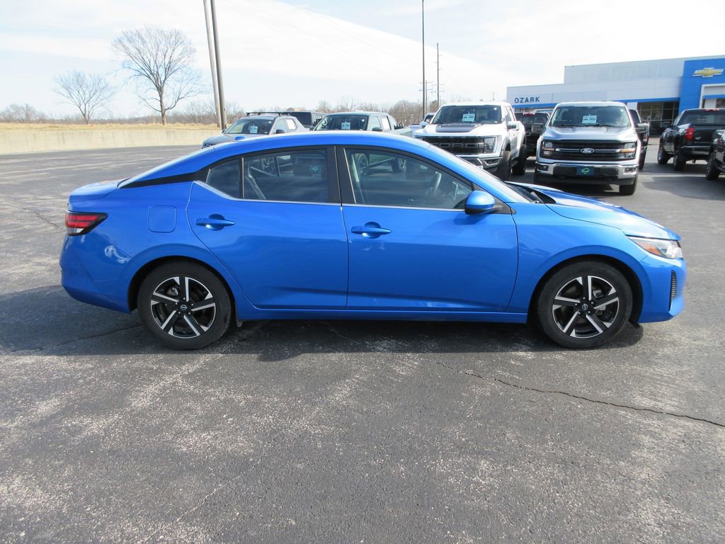 Used 2024 Nissan Sentra SV image 6
