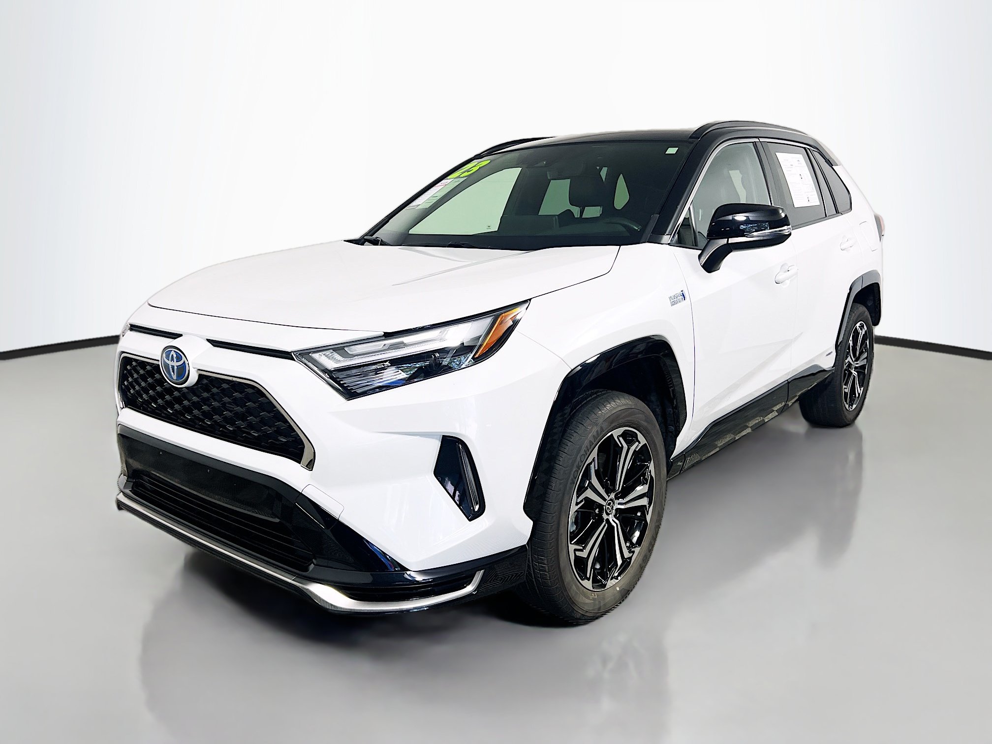 Used 2023 Toyota RAV4 XSE w/ Weather Package AWD/4WD image 10
