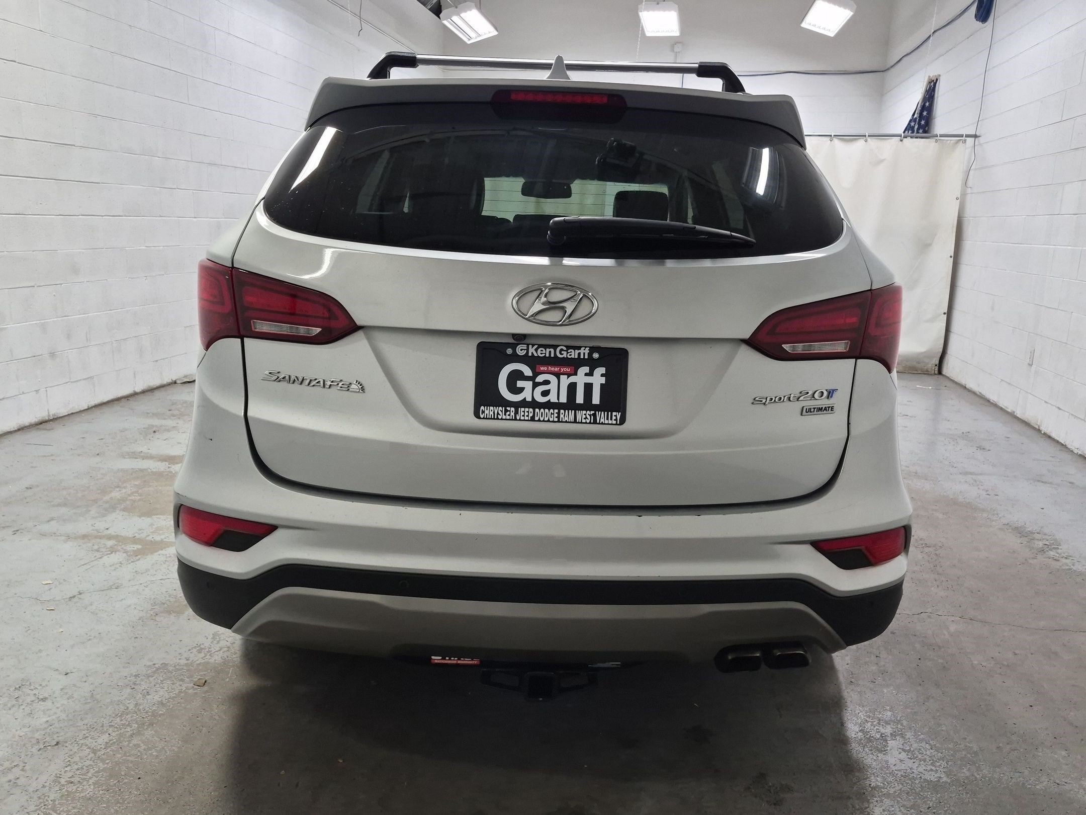 Used 2017 Hyundai Santa Fe Sport w/ Cargo Package FWD image 8