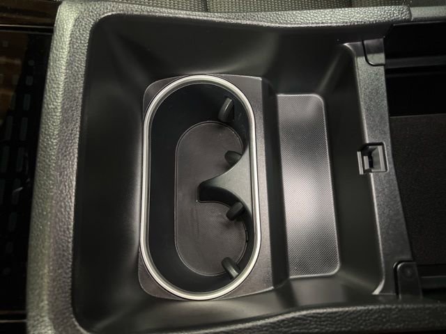 Used 2025 Subaru Solterra Premium image 28