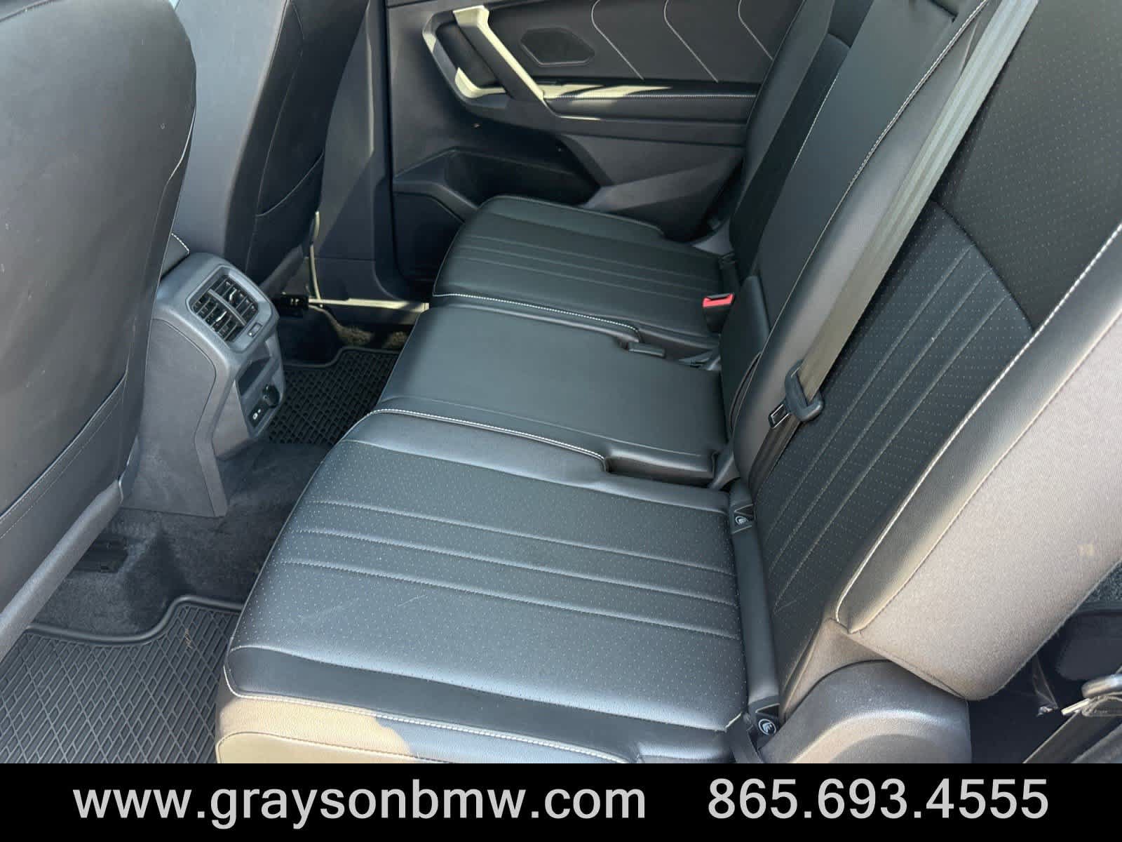 Used 2024 Volkswagen Tiguan SE R-Line FWD image 18