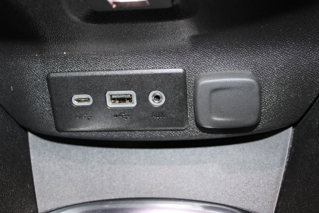 Used 2024 Chevrolet Malibu LT image 41