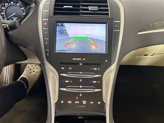Used 2015 Lincoln MKZ w/ Equipment Group 101A Select FWD image 23