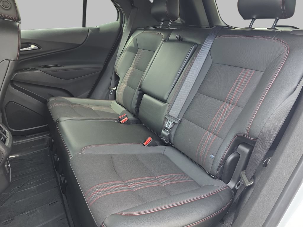 Certified 2023 Chevrolet Equinox RS w/ LPO, Floor Liner Package AWD/4WD image 15