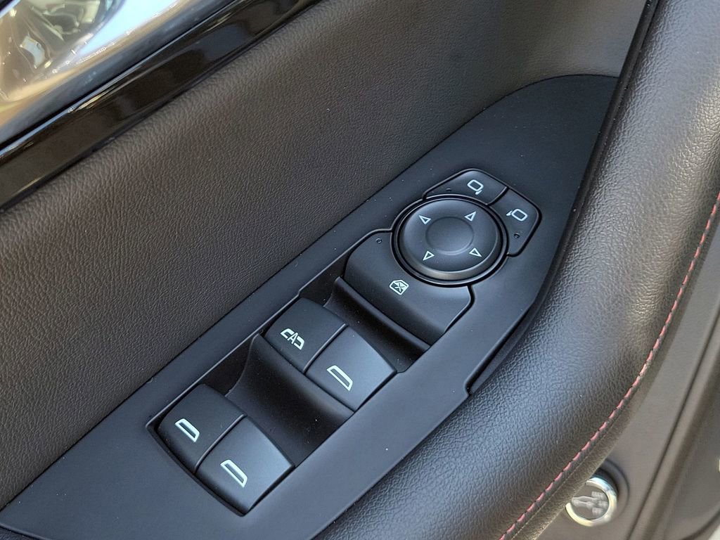 Certified 2024 Chevrolet Blazer RS w/ Driver Confidence II Package image 24