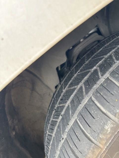 Used 2017 GMC Yukon SLE w/ SLE Value Package image 28