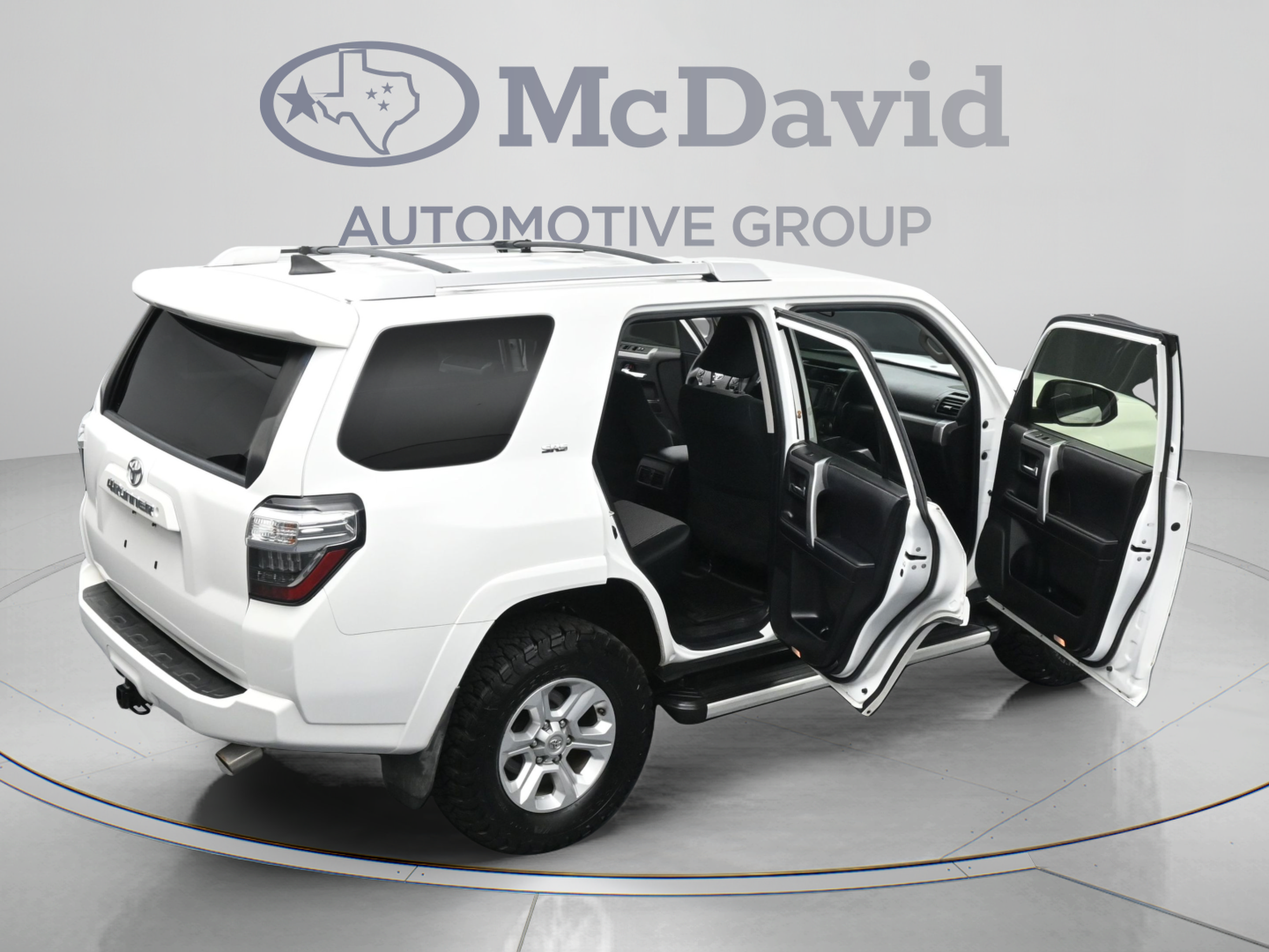 Used 2018 Toyota 4Runner SR5 AWD/4WD image 45