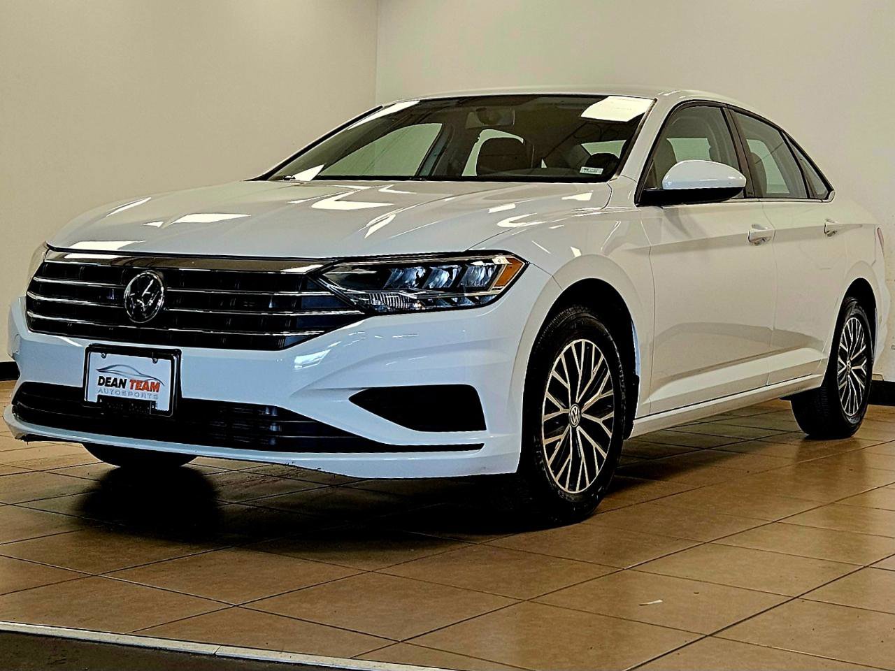 Used 2021 Volkswagen Jetta image 3
