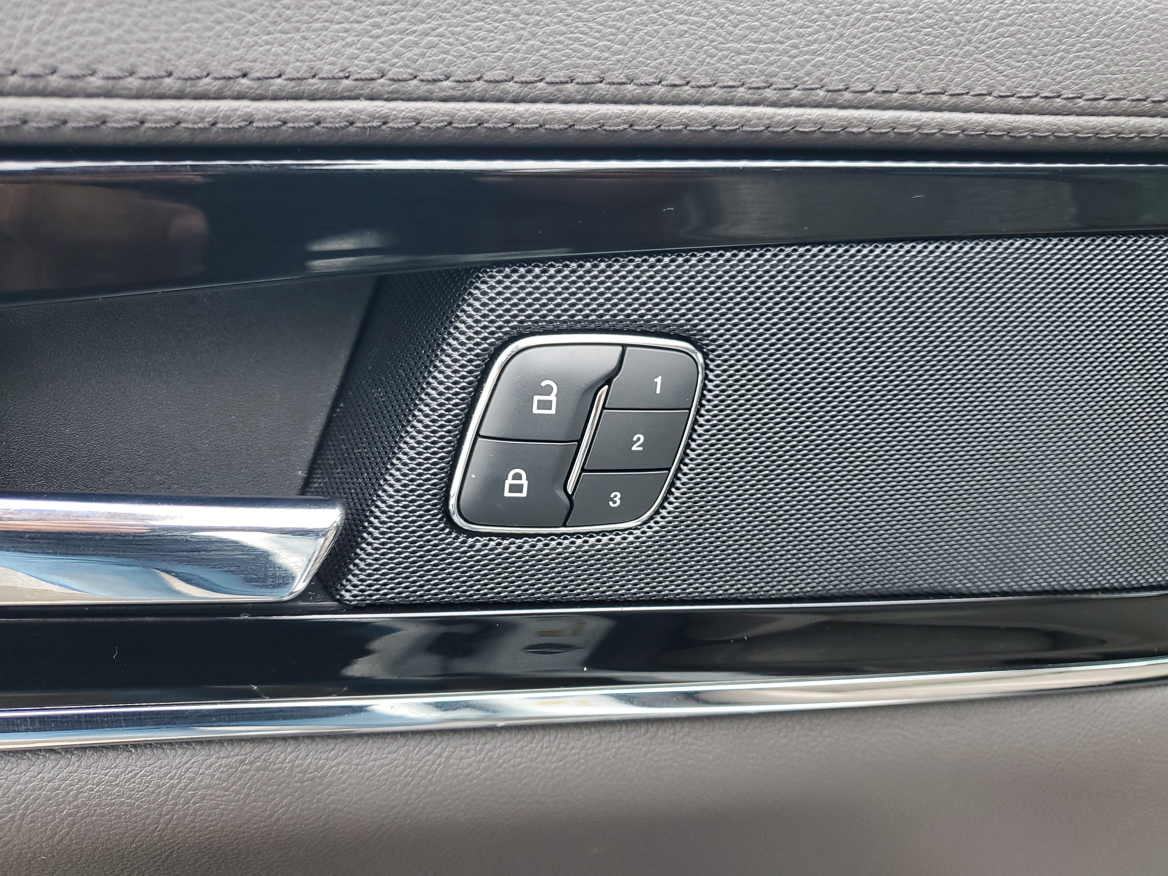 Certified 2022 Lincoln Nautilus FWD image 14