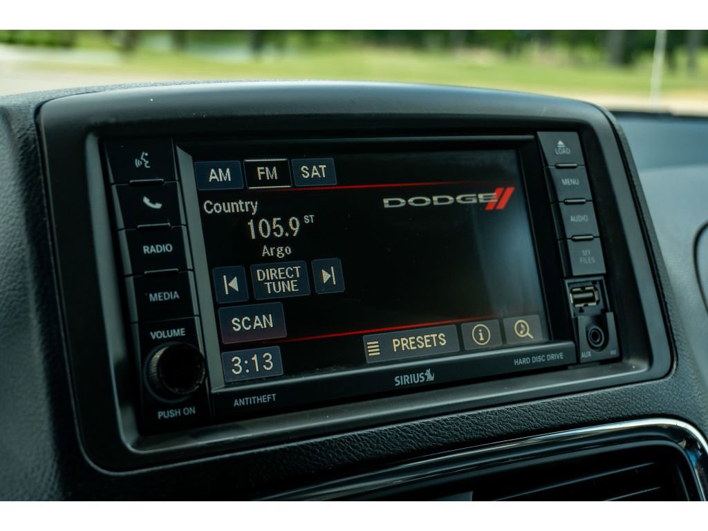 Used 2017 Dodge Grand Caravan SXT FWD image 24