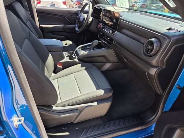 Certified 2024 Chevrolet Colorado Trail Boss w/ Technology Package AWD/4WD image 15