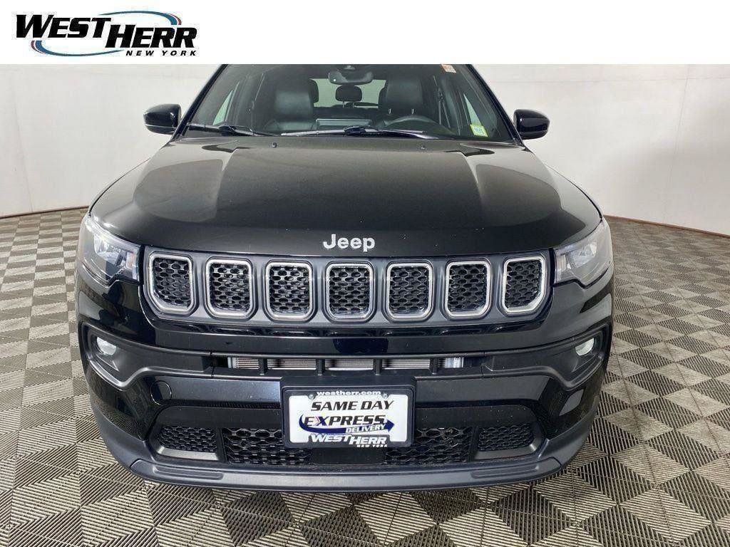 Used 2023 Jeep Compass Latitude w/ Convenience Group AWD/4WD image 49