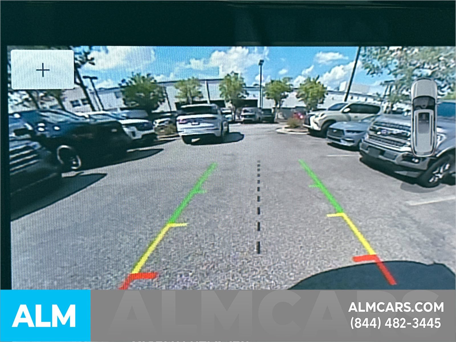 Used 2024 Ford Explorer XLT RWD image 33