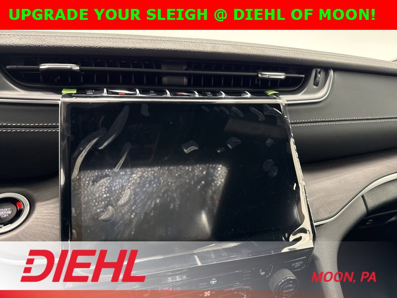 New 2025 Jeep Grand Cherokee Limited w/ Trailer Tow Package image 31