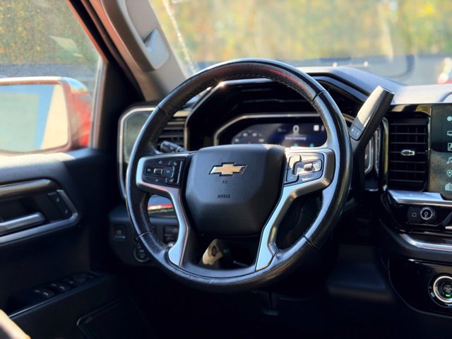 Used 2022 Chevrolet Silverado 1500 LT AWD/4WD image 23
