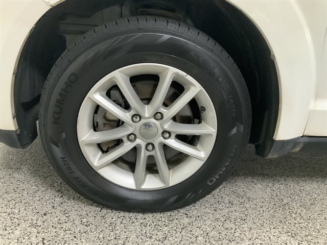 Used 2014 Dodge Journey SXT w/ Flexible Seating Group AWD/4WD image 9