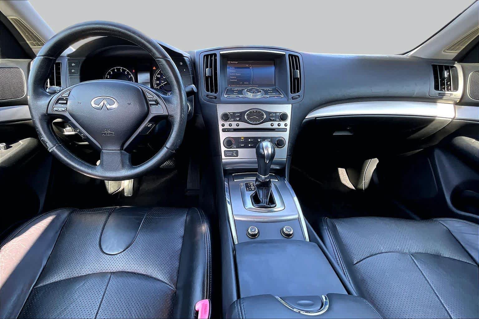 Used 2011 INFINITI G25 Journey w/ Moonroof Pkg RWD image 14